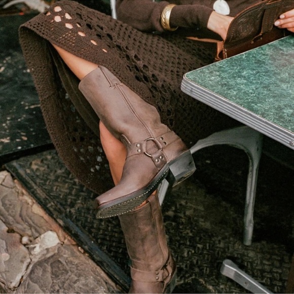 Frye Shoes - NWOB Frye Harness Leather 12R Boots in Smoke Brown
